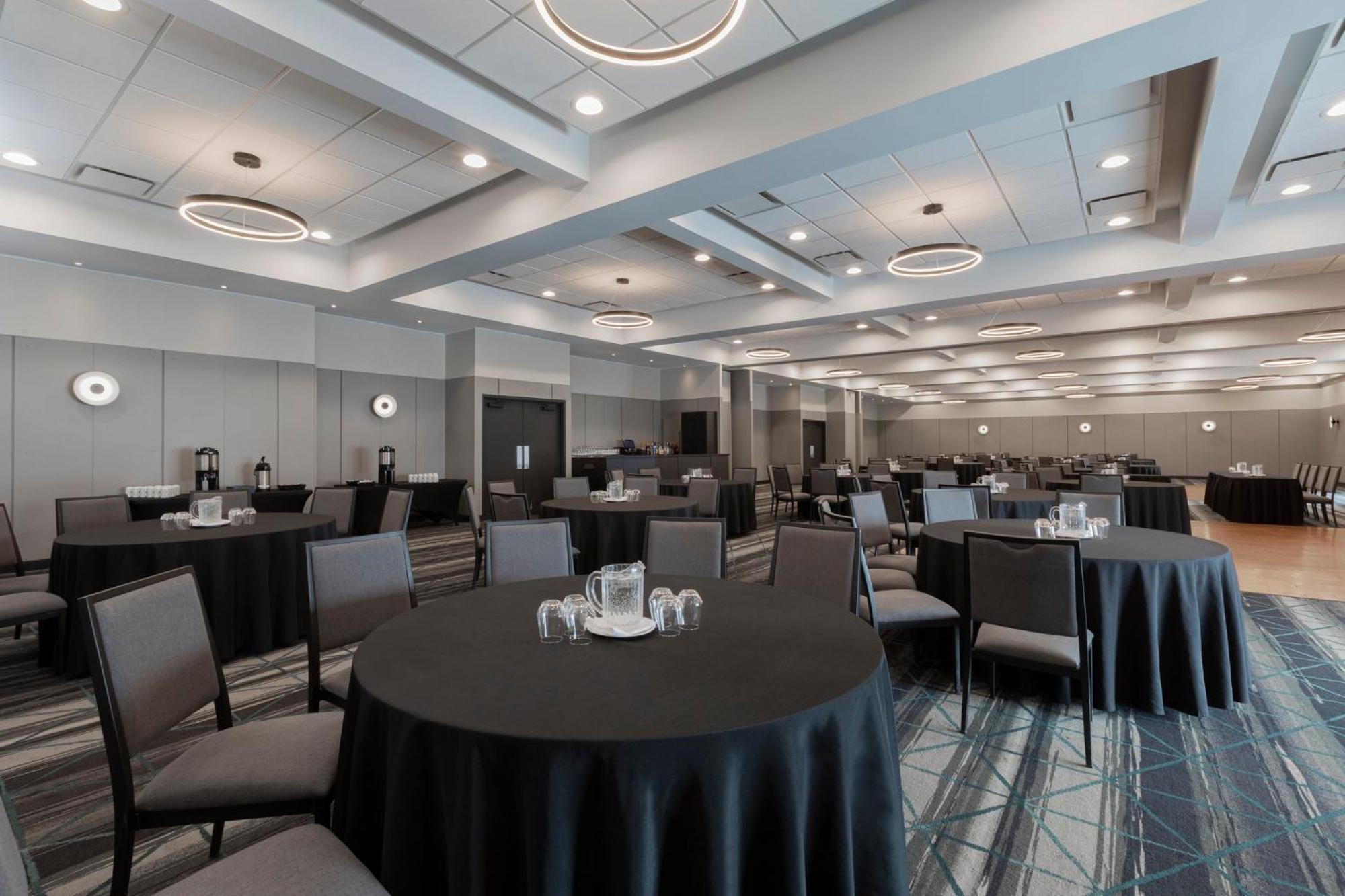 Holiday Inn St-Jean-Sur-Richelieu Congres By Ihg Saint-Jean-sur-Richelieu Exterior foto